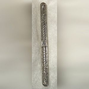 18K White Gold and Diamond Antique Pin
